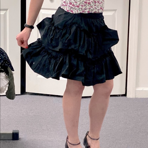 Black Two-Tier Ruffle Skirt - Picture 3 of 5
